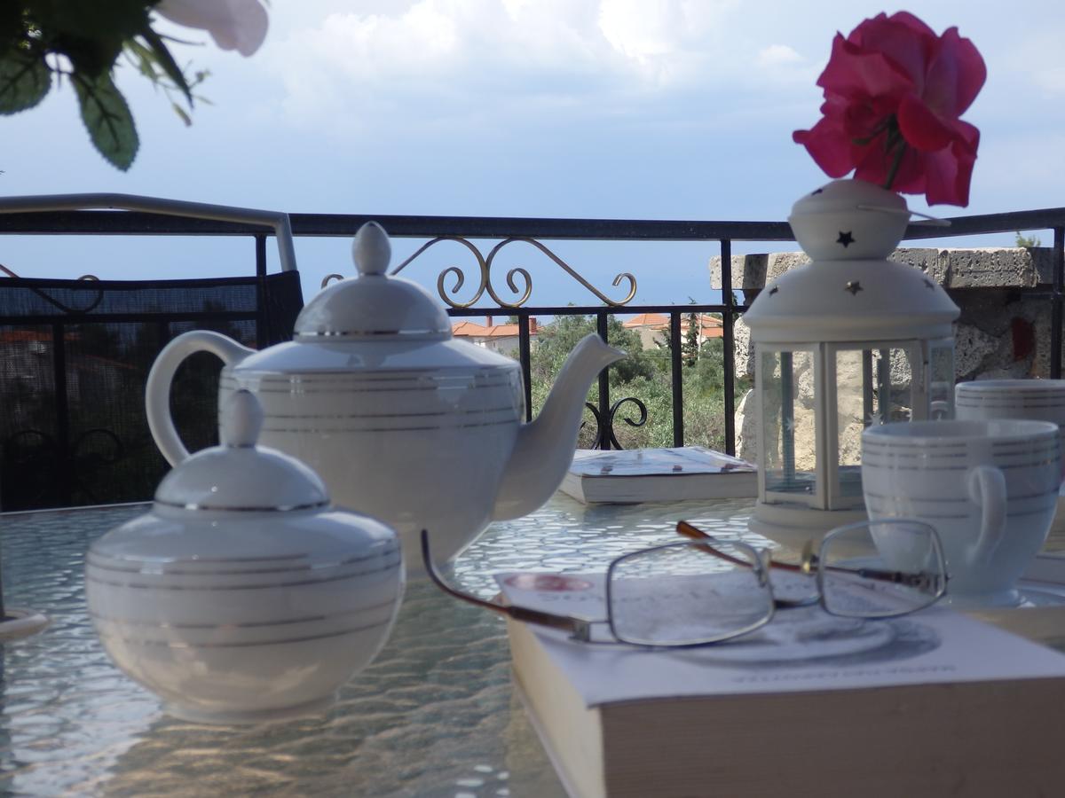 Villa George Афитос Экстерьер фото